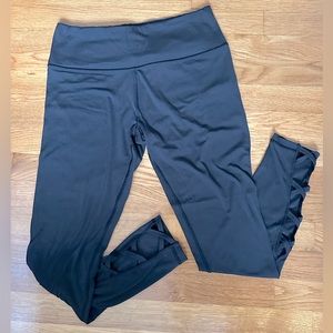 Victoria’s Secret Women’s Medium Leggings